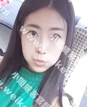 东方明珠城身材特好的妹子彤彤